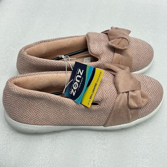 isotoner Women's Slip-on Casual Loafer - Picture 5 of 10